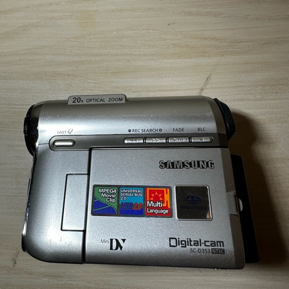 Samsung Digital-Cam SC-D353 NTSC Mini DV Camcorder UNTESTED No Charger for parts - Picture 9 of 11